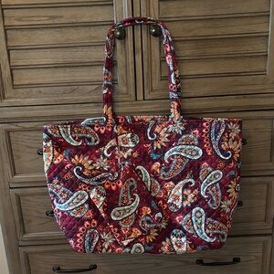 Vera Bradley classic bag wonderful for weekend trips, vacation, shopping
